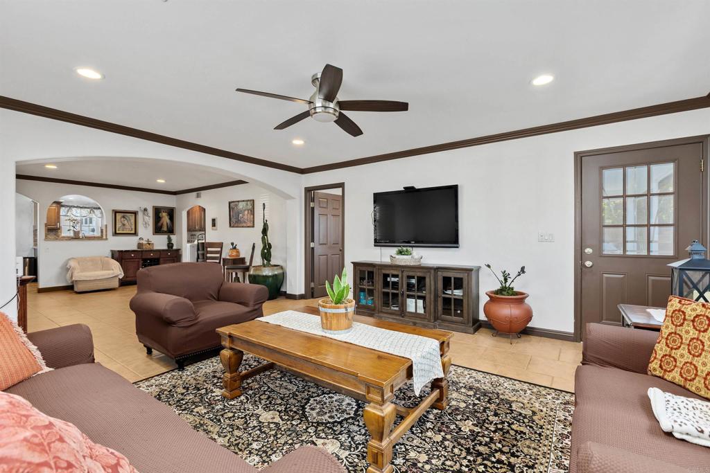 731 Teaberry Street Encinitas, CA 92024 - Photo 7 of 34