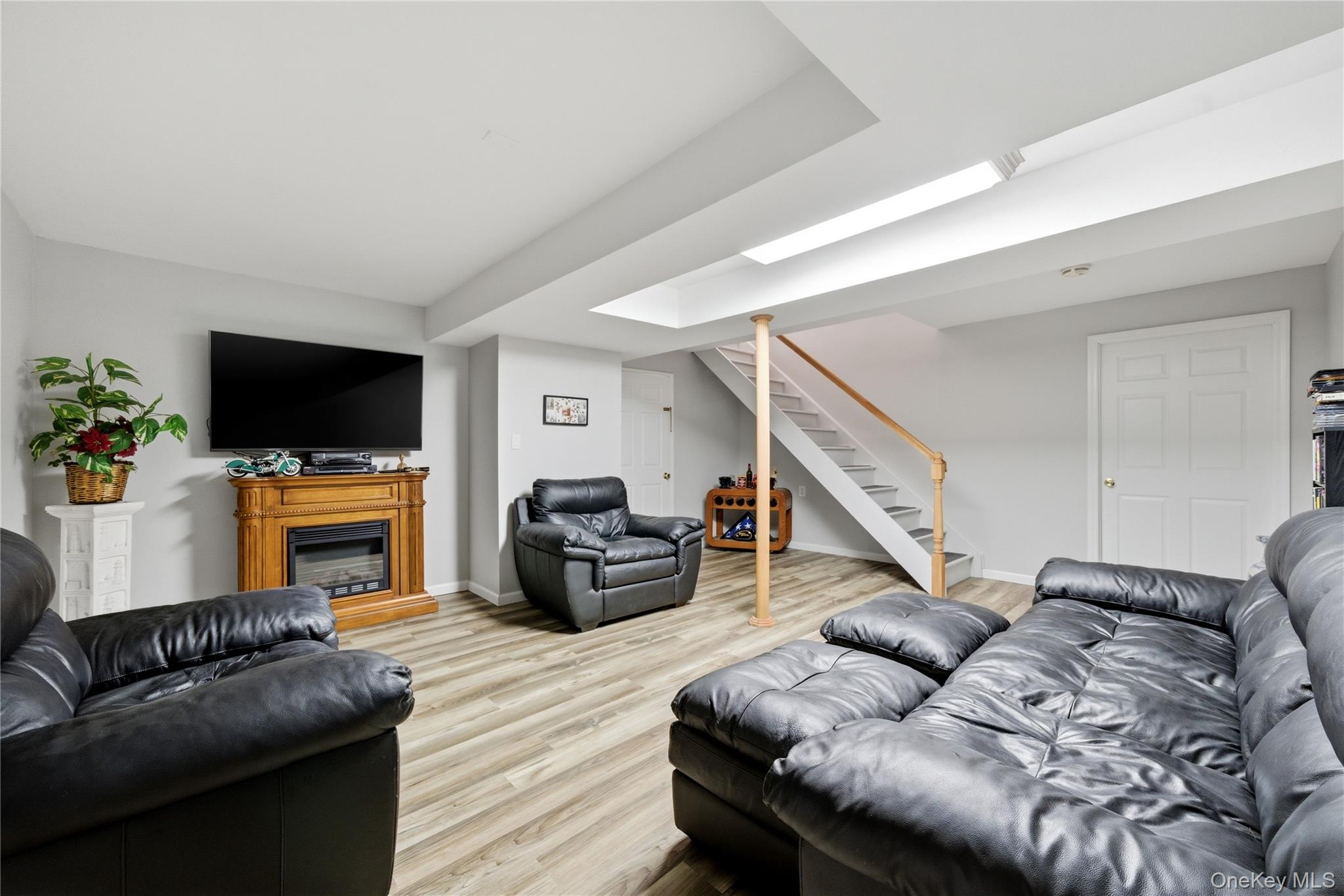 9 Ridgefield Drive Shoreham, NY 11786 - Photo 47 of 50