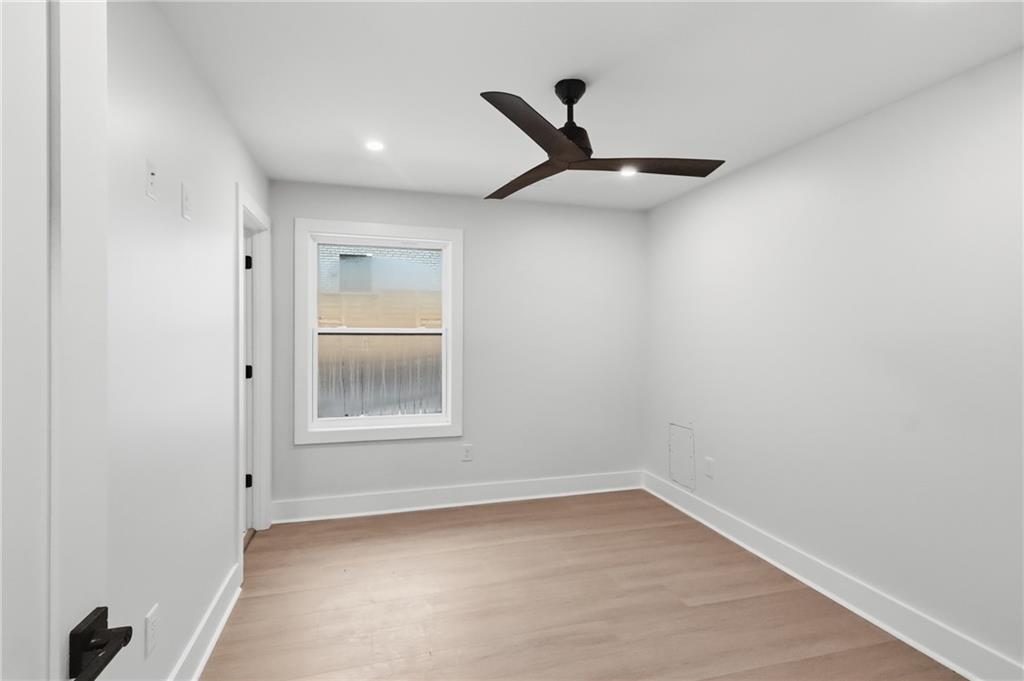 1447 Skyhaven Road Southeast Atlanta, GA 30316 - Photo 17 of 25 Gallery Image 17