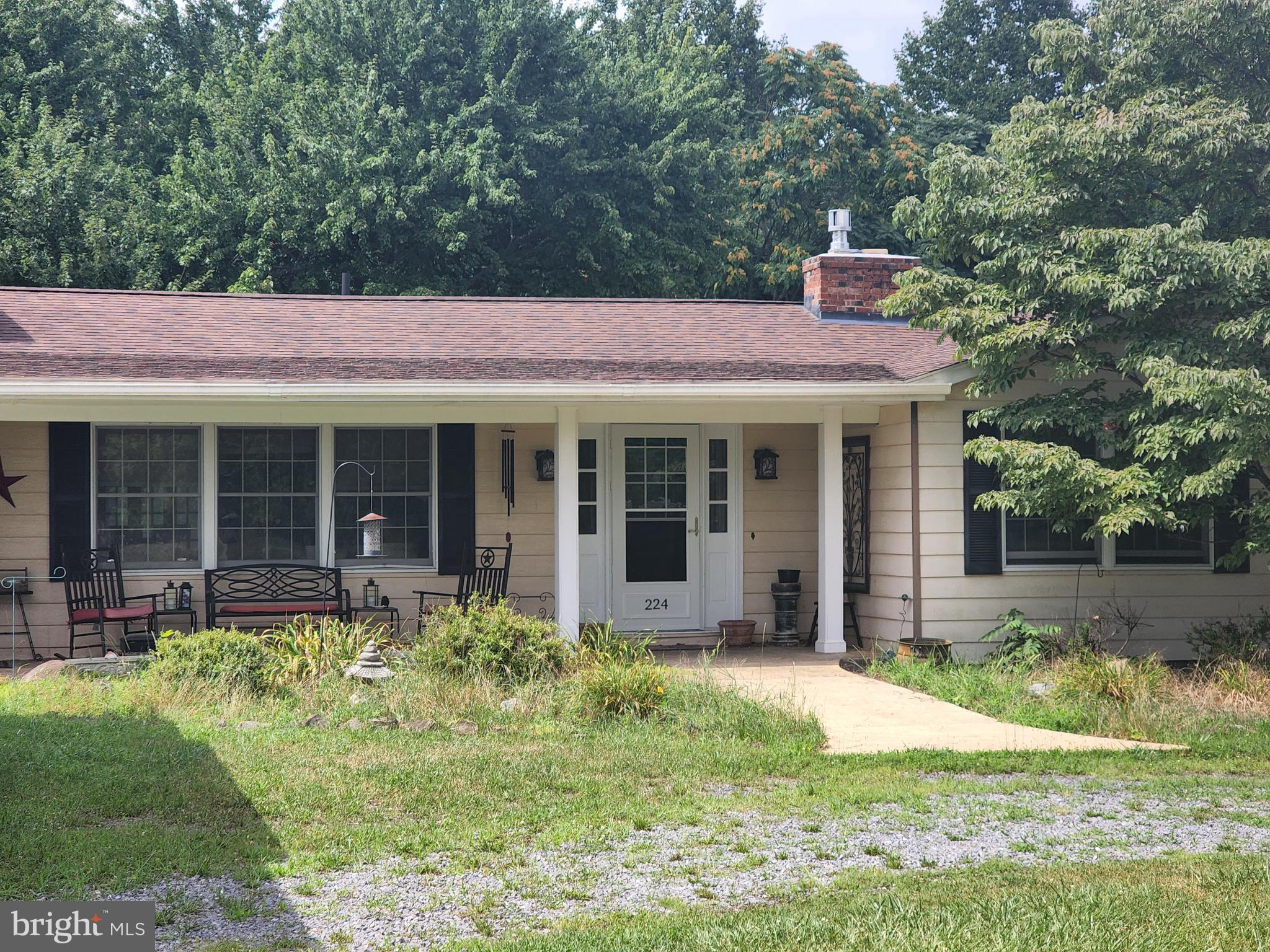224 Spring Drive Berkeley Springs, WV 25411 - Photo 2 of 12