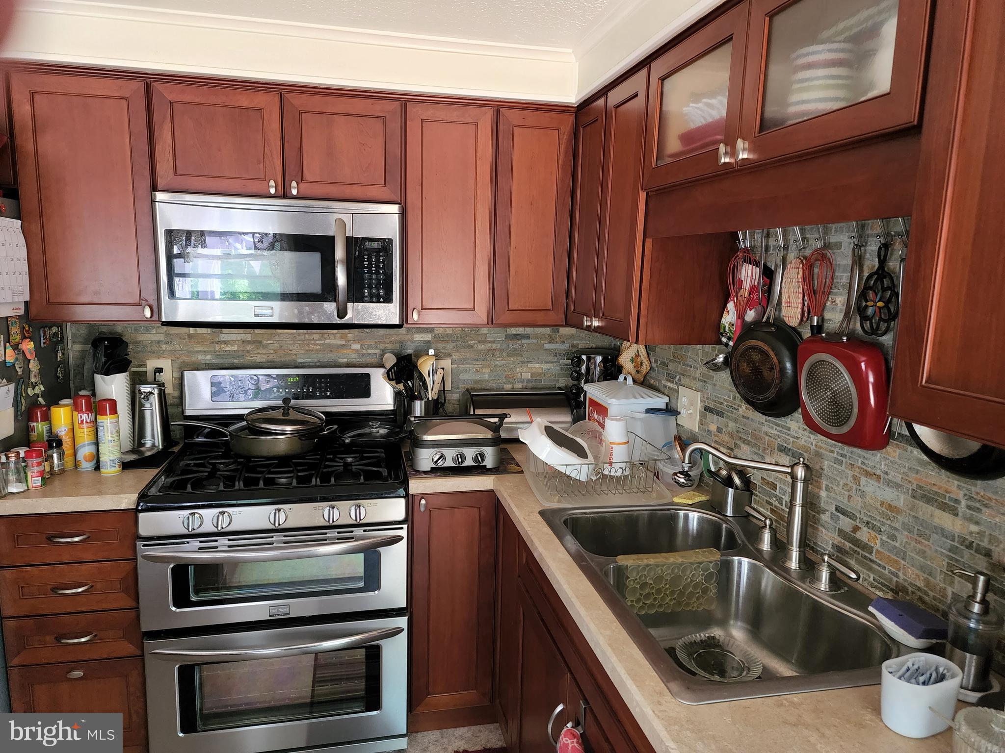 224 Spring Drive Berkeley Springs, WV 25411 - Photo 6 of 12