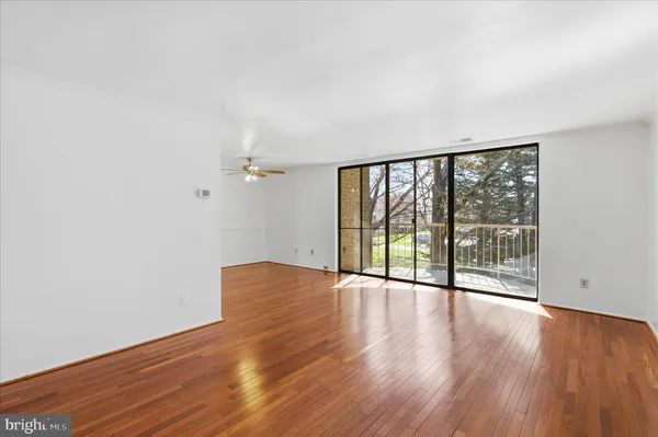 $2,100 | 3360 Huntley Square Drive, Unit B1, Temple Hills, MD 20748