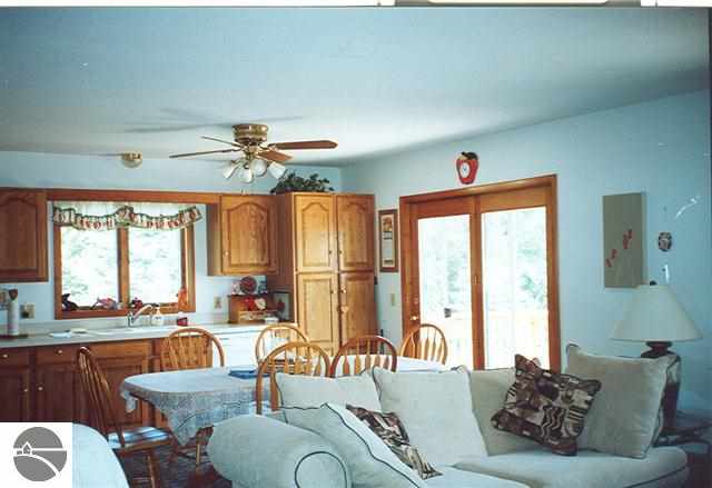 1796 Ridge Road Hale, MI 48739 - Photo 5 of 8 1748487-4.JPG