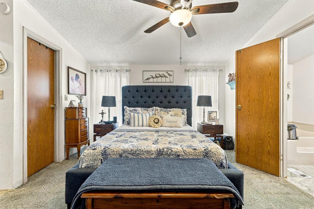934 Elm Grove Road Valley View, TX 76272 - Photo 21 of 30 Gallery Image 21