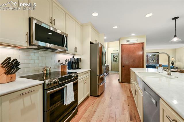 17104 East Goshawk Road Colorado Springs, CO 80908 - Photo 8 of 50 Gallery Image 8