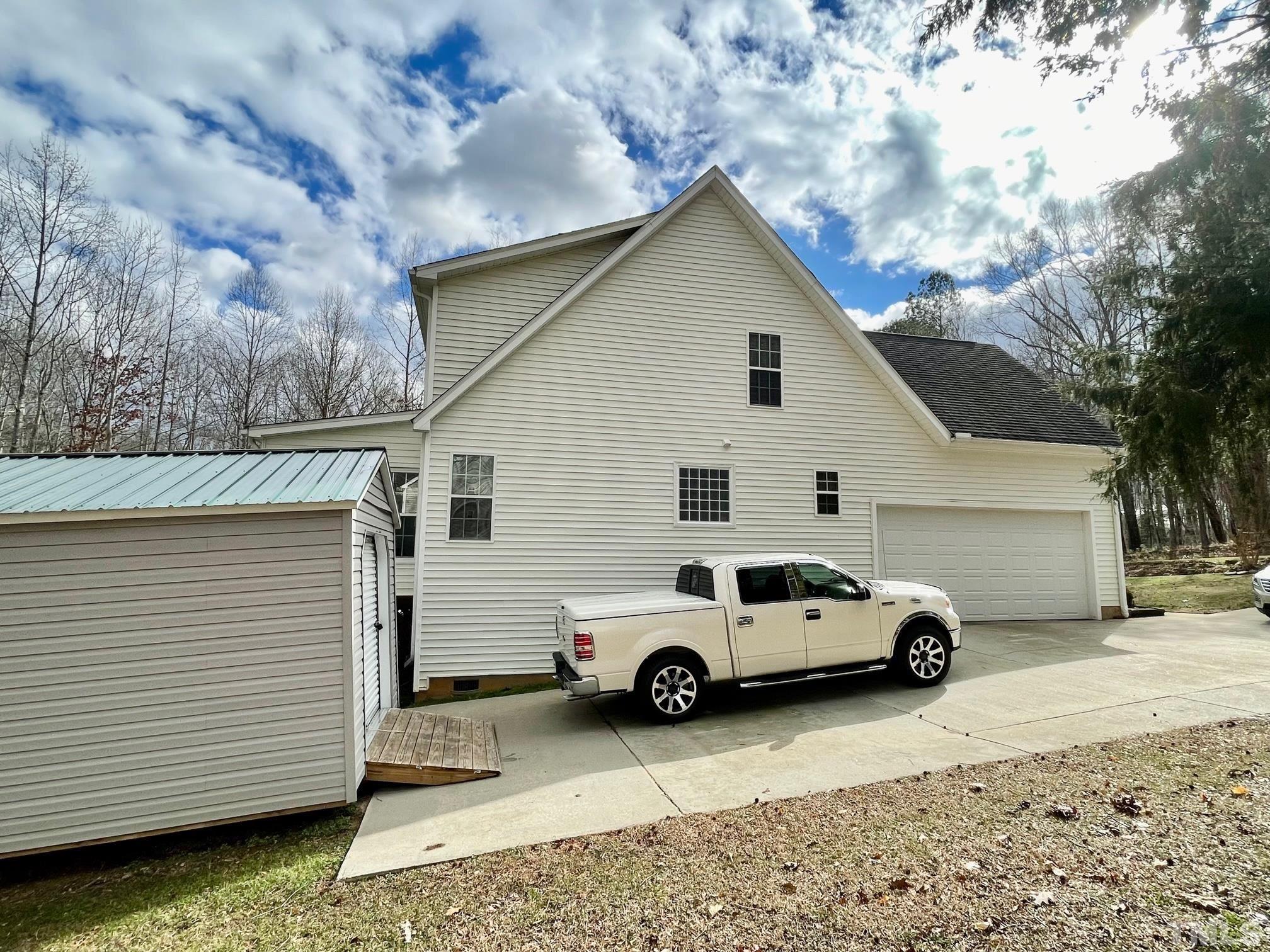 254 Beavertail Road Henderson, NC 27537 - Photo 6 of 39 Gallery Image 6