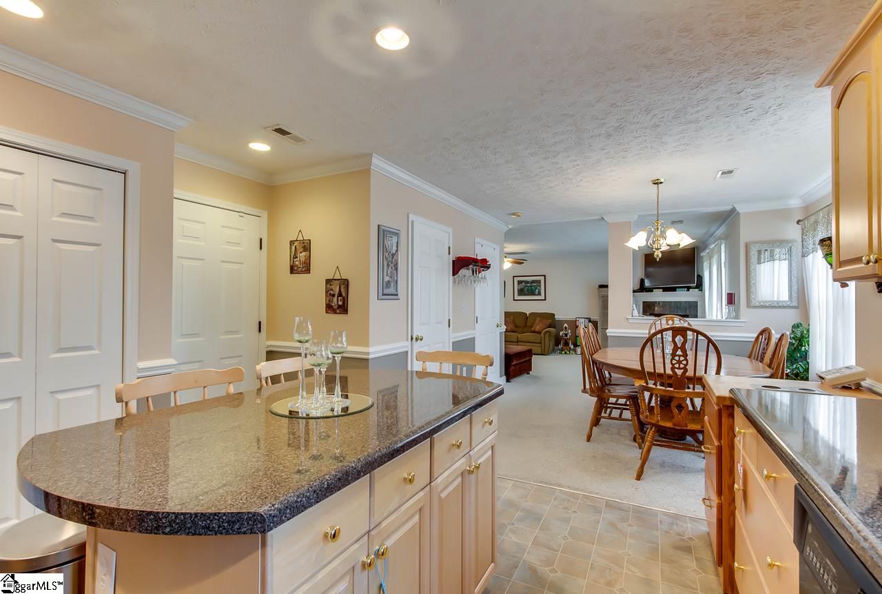 212 Jones Road Taylors, SC 29687 - Photo 14 of 33 Gallery Image 14