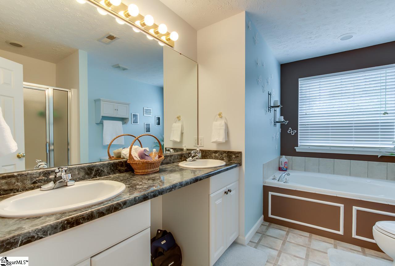 212 Jones Road Taylors, SC 29687 - Photo 21 of 33 Gallery Image 21