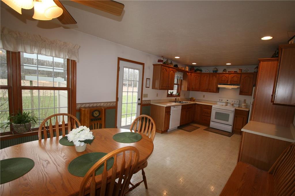 577 Brownhome Road New Castle, PA 16101 - Photo 2 of 19 Gallery Image 2