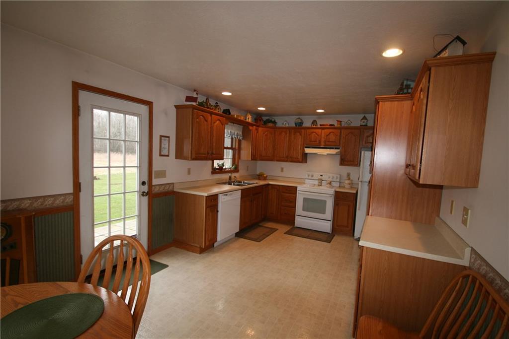 577 Brownhome Road New Castle, PA 16101 - Photo 3 of 19 Gallery Image 3