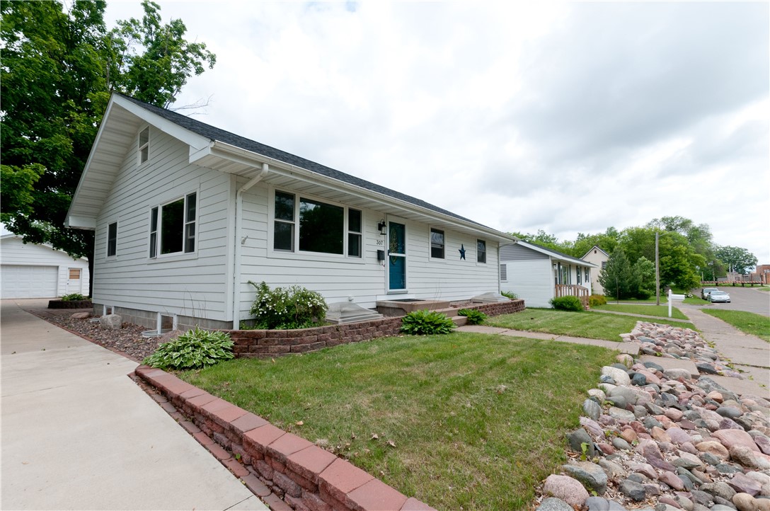 307 West Humbird Street Rice Lake, WI 54868 - Photo 1 of 1 Gallery Image 1