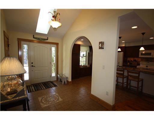 19 Barters Island Road Boothbay, ME 04537 - Photo 2 of 11 Other. Foyer with tile floors,...