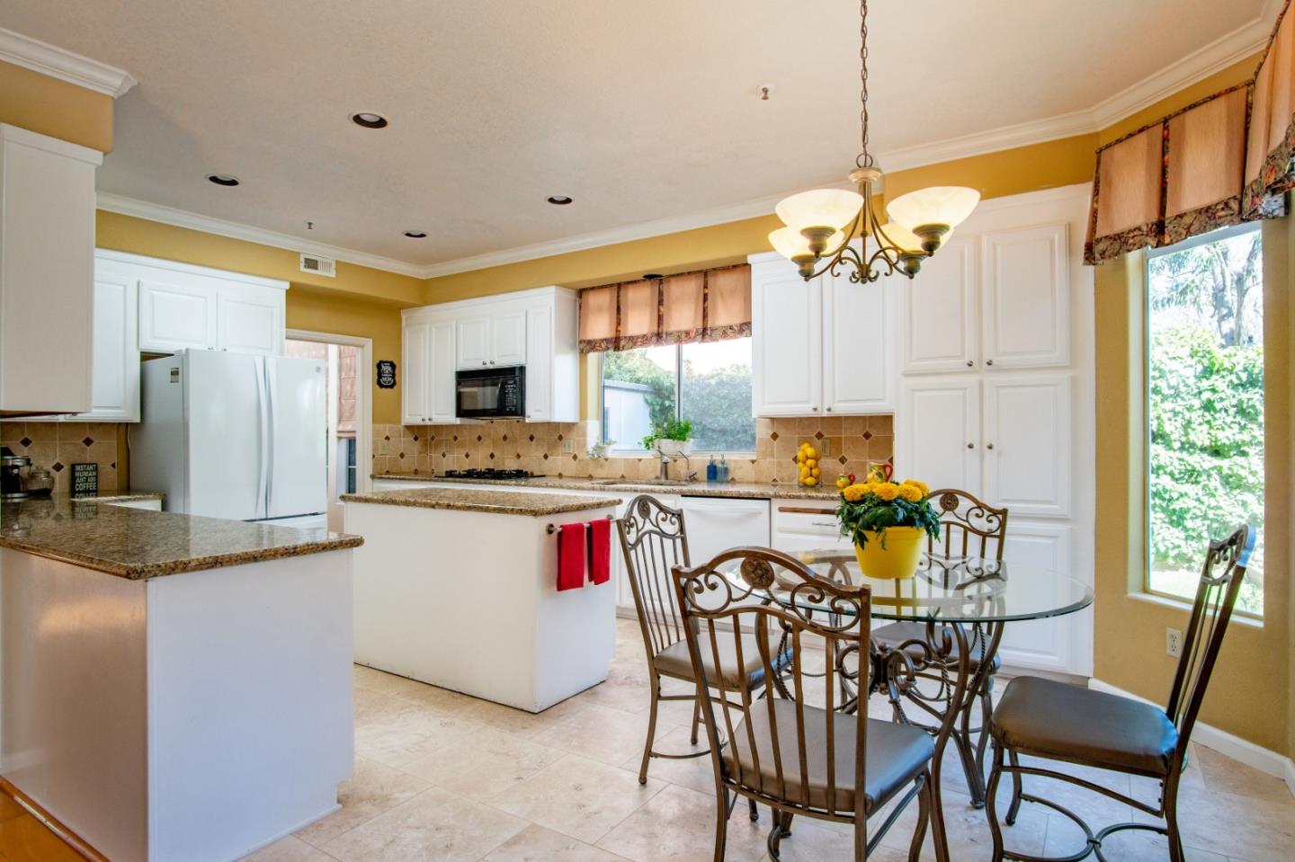 17684 River Run Road Salinas, CA 93908 - Photo 10 of 22 Gallery Image 10