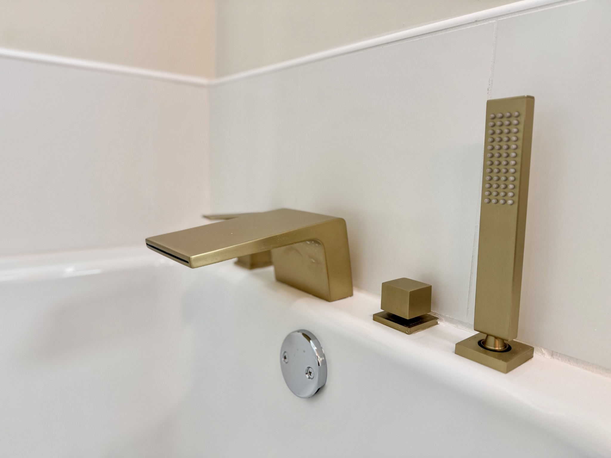 41 Sunny View Drive Carthage, TN 37030 - Photo 22 of 34 a view of small space with wooden floor