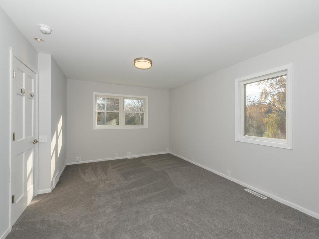 5685 Echo Road Shorewood, MN 55331 - Photo 21 of 42
