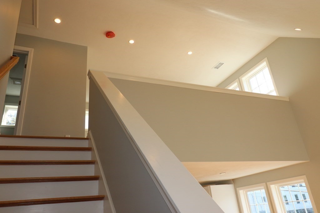 1 Naples Road Worcester, MA 01606 - Photo 5 of 15 Gallery Image 5