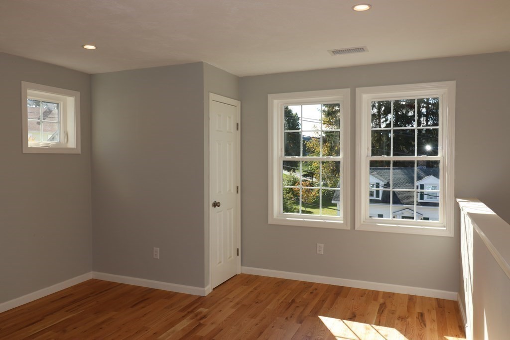 1 Naples Road Worcester, MA 01606 - Photo 8 of 15 Gallery Image 8