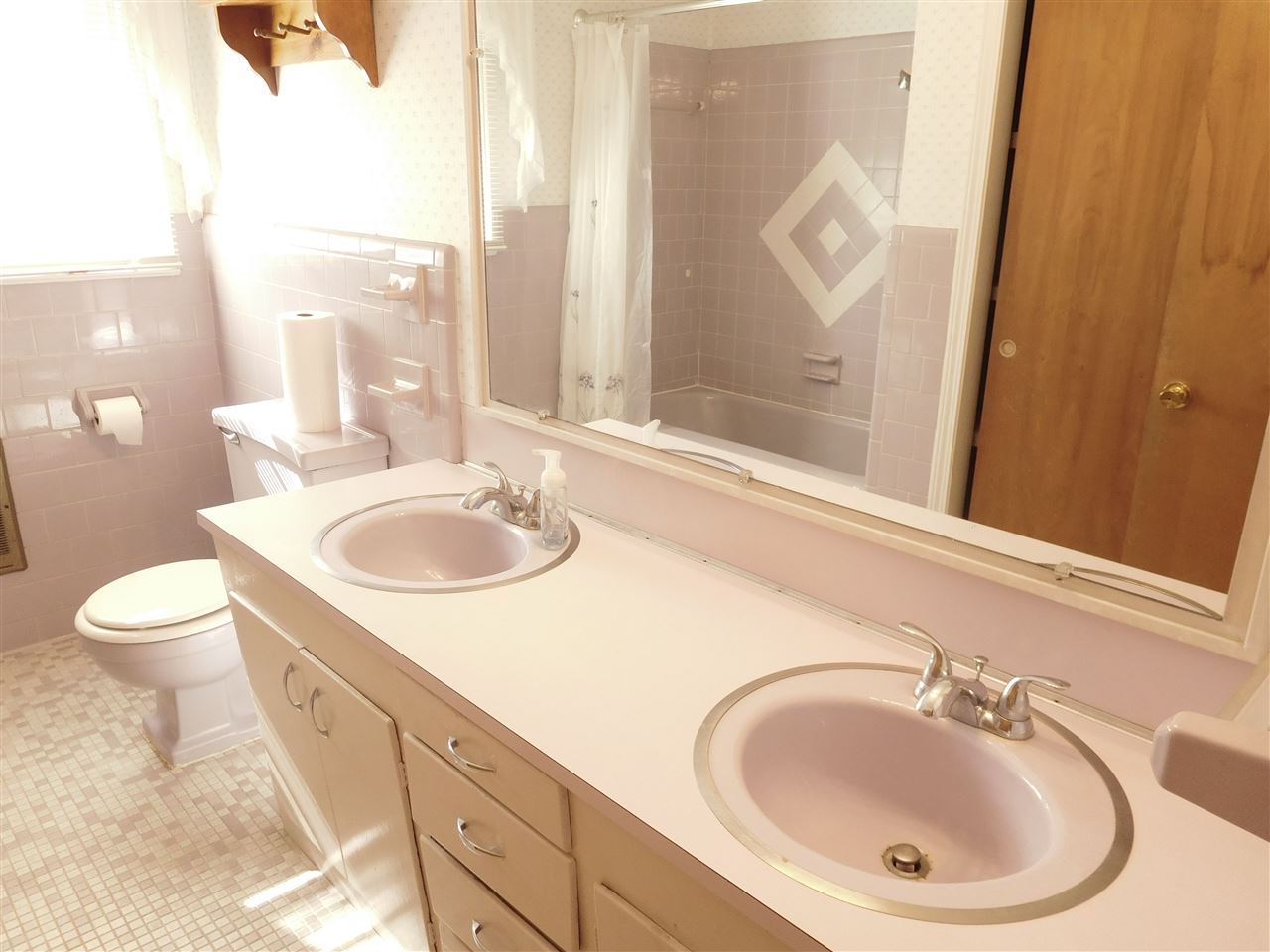 108 Ridgeway Road Gaffney, SC 29340 - Photo 6 of 14 Gallery Image 6
