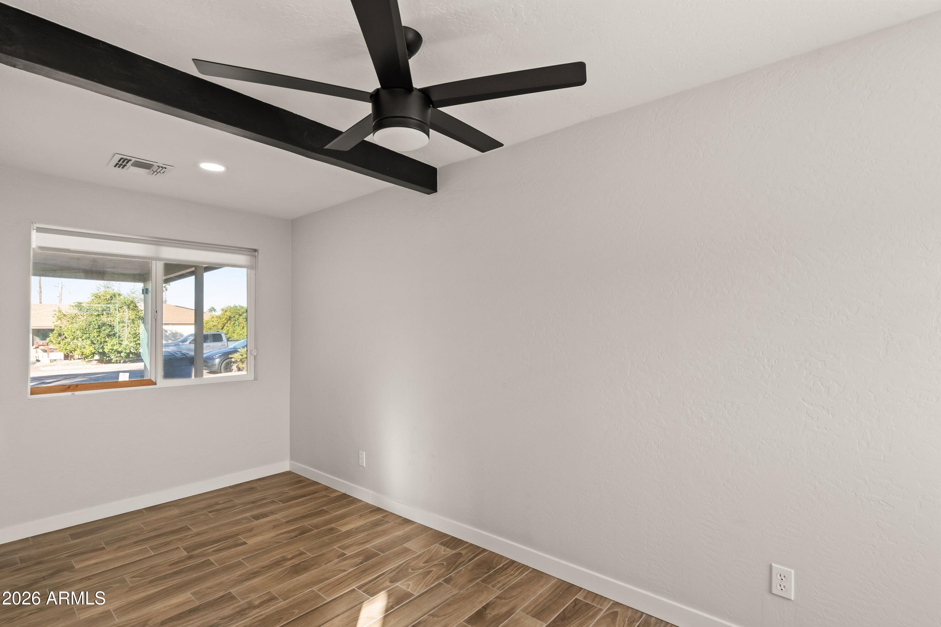 1715 South Roberts Road Tempe, AZ 85281 - Photo 11 of 24 011_Flex Space with Front View
