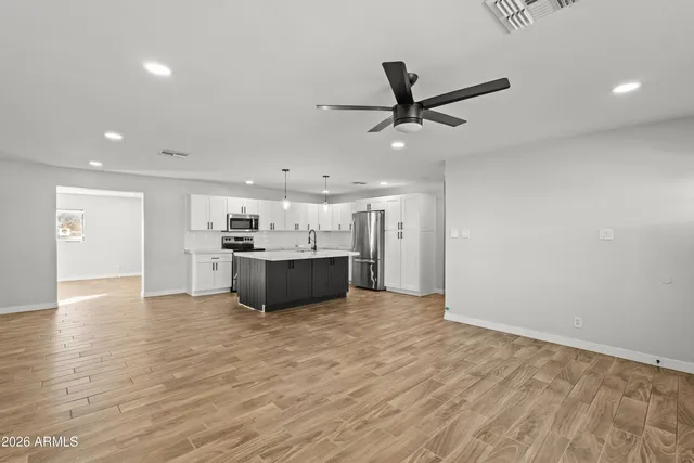 $549,000 | 1715 South Roberts Road, Tempe, AZ 85281