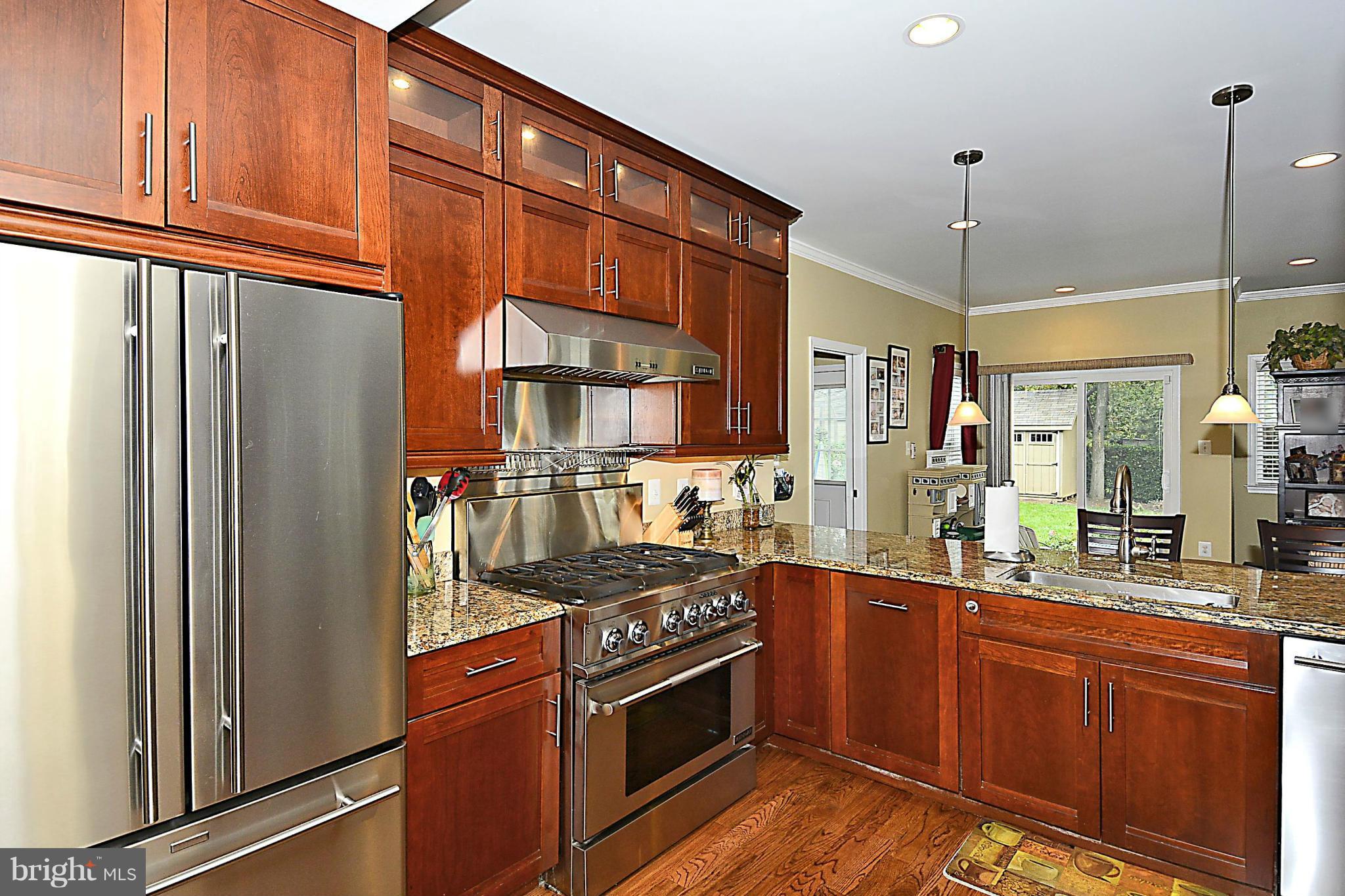 10412 Barrie Avenue Silver Spring, MD 20902 - Photo 4 of 30 Kitchen