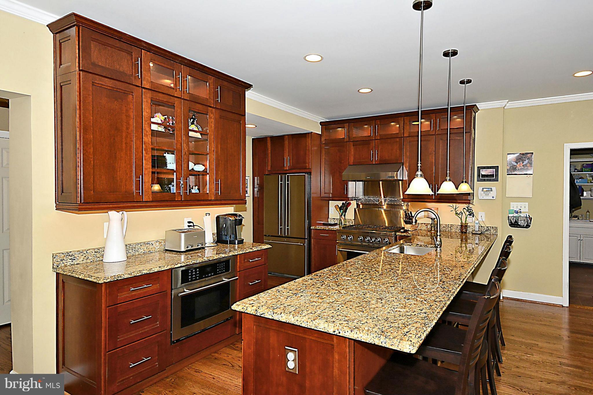 10412 Barrie Avenue Silver Spring, MD 20902 - Photo 6 of 30 Kitchen