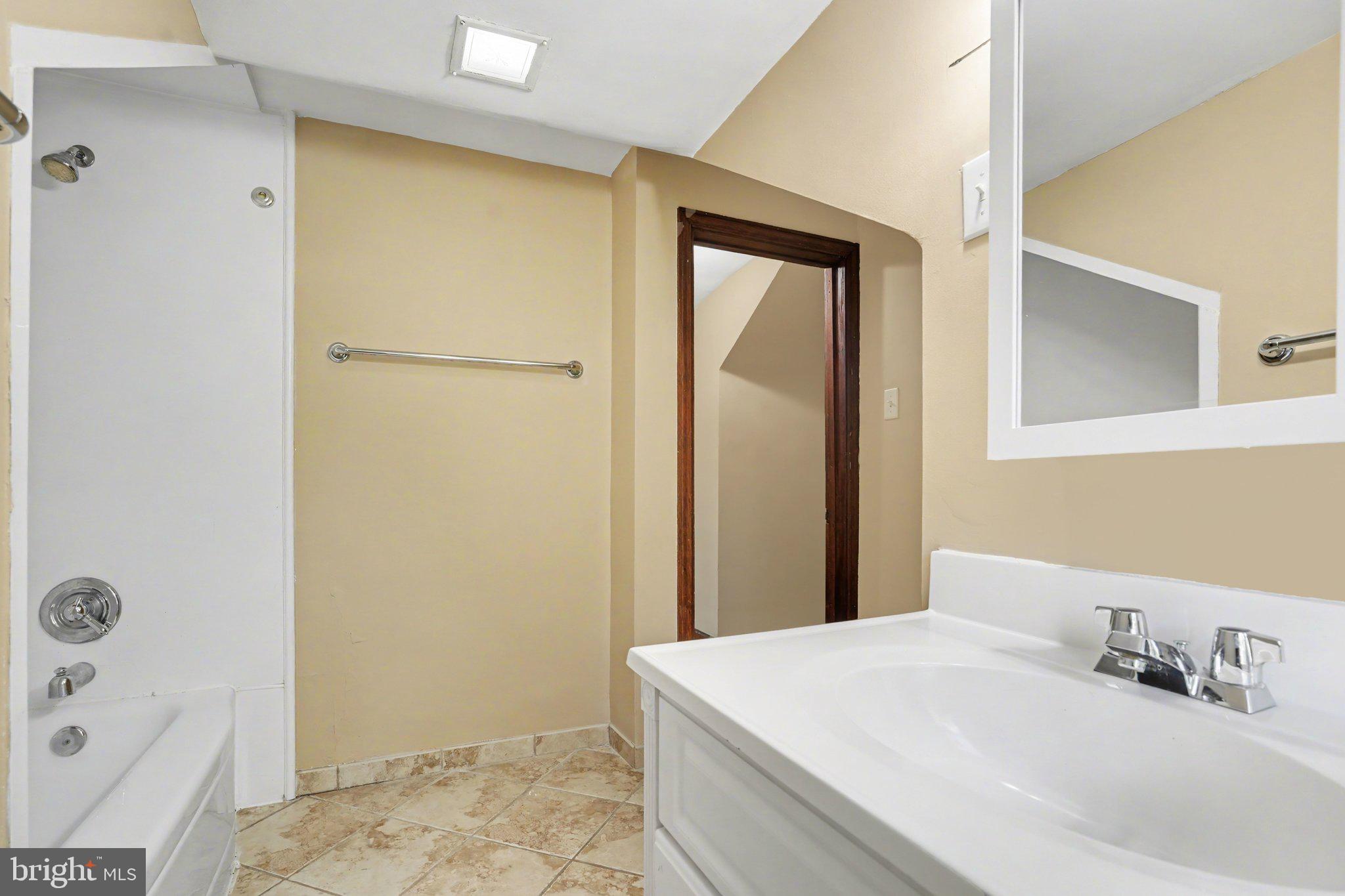 751 Arlington Road Camp Hill, PA 17011 - Photo 22 of 28