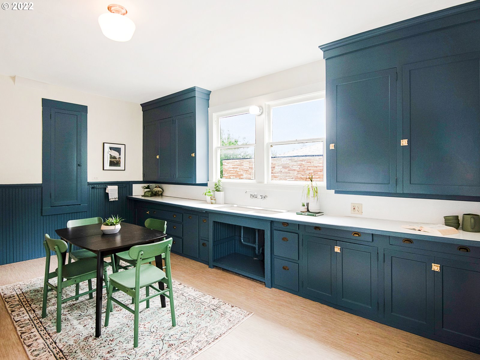 2041 North Rosa Parks Way Portland, OR 97217 - Photo 11 of 32 Kitchen