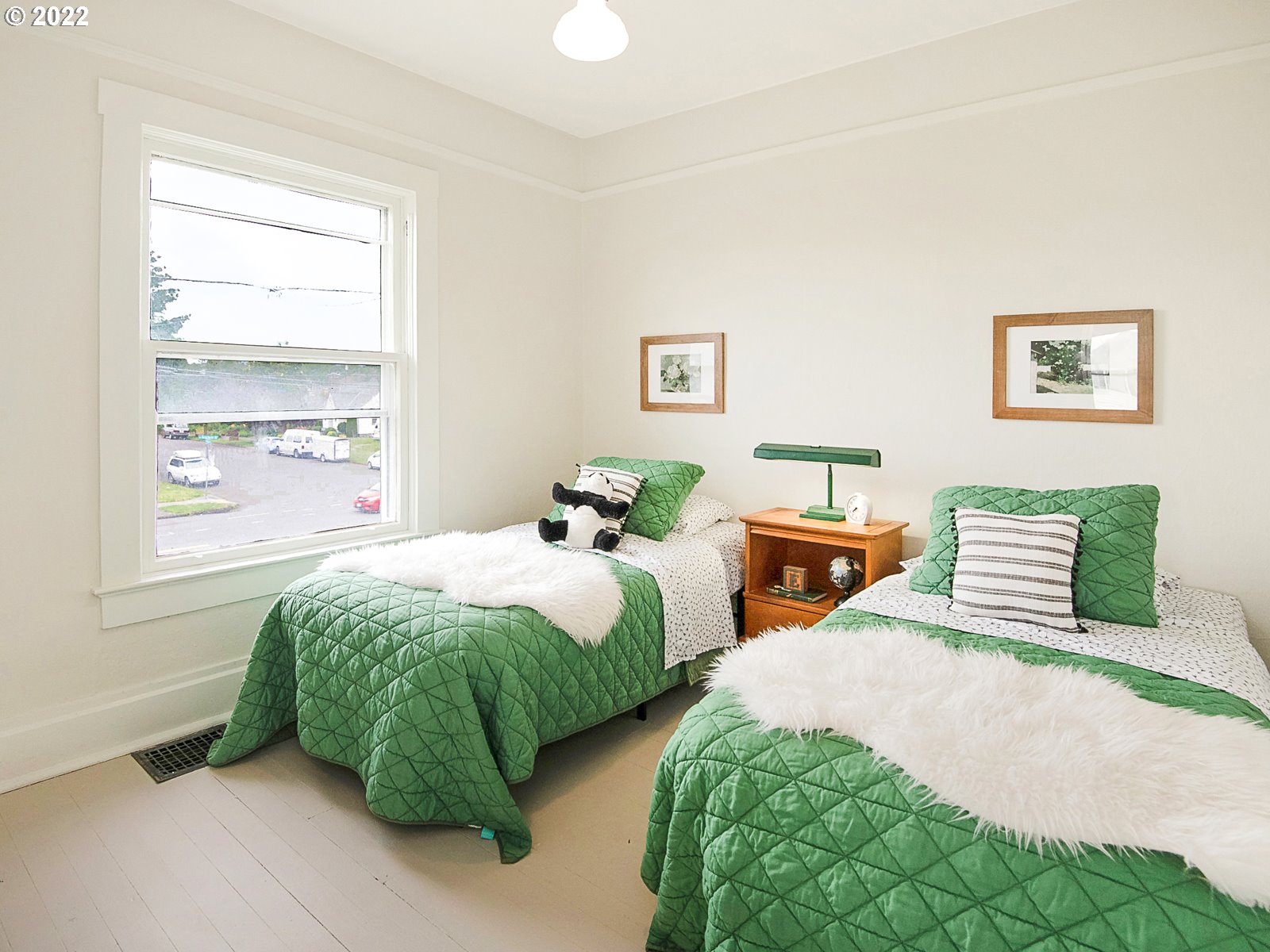 2041 North Rosa Parks Way Portland, OR 97217 - Photo 20 of 32 Bedroom