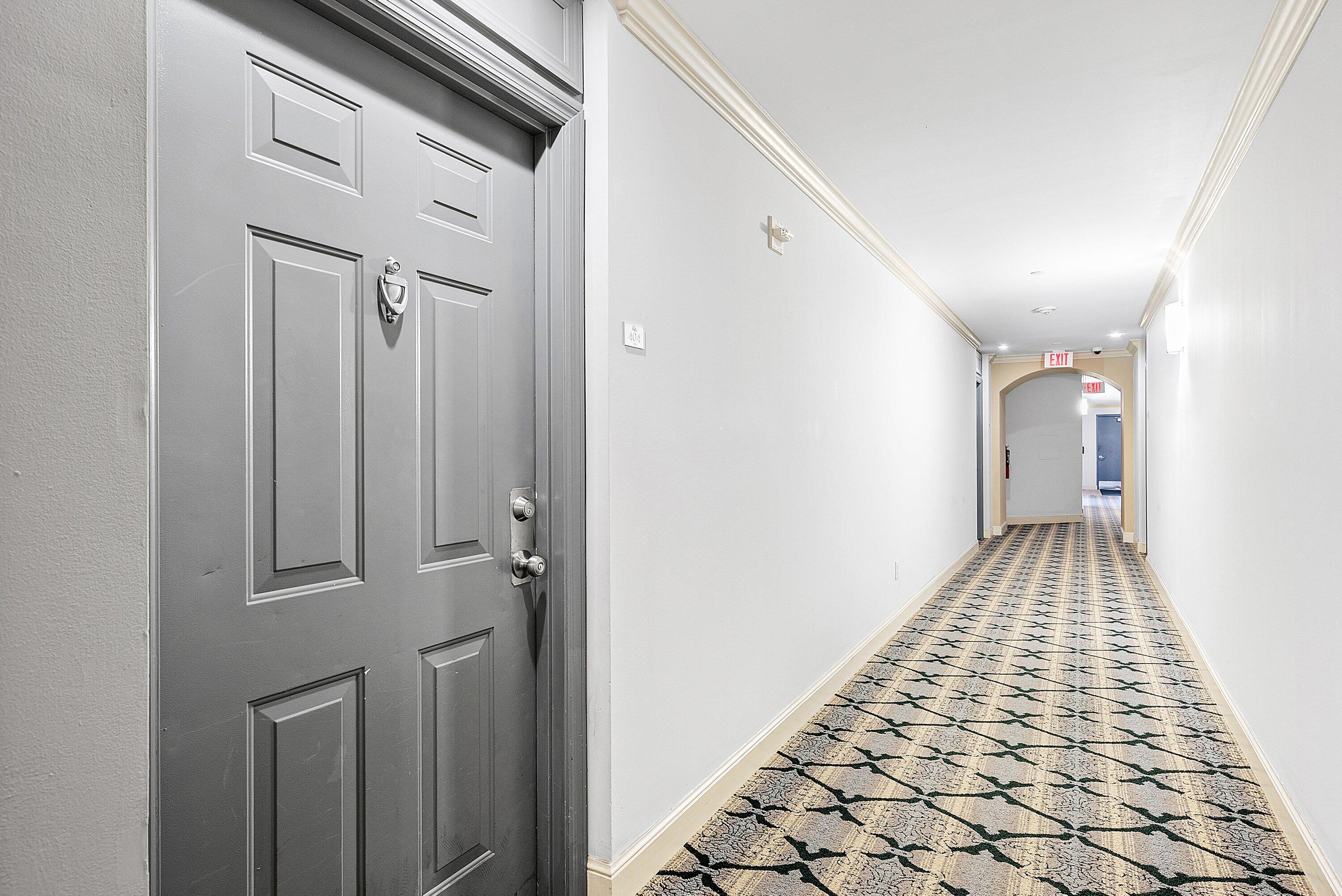 233 South Federal Highway, Unit 404 Boca Raton, FL 33432 - Photo 4 of 34 a view of a hallway
