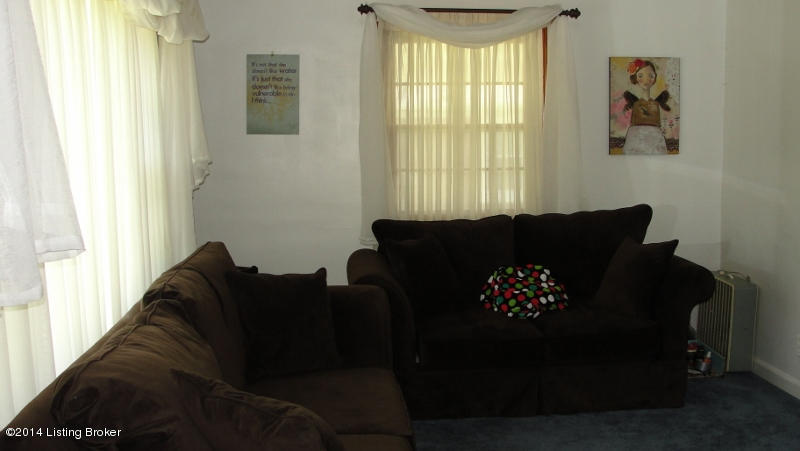 5256 Rodgers Road Louisville, KY 40258 - Photo 3 of 11 DSC02921 (800x451)