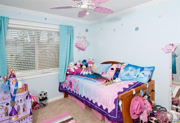 13452 East Quail Summit Road Moorpark, CA 93021 - Photo 11 of 15 a bedroom with a bed and a window