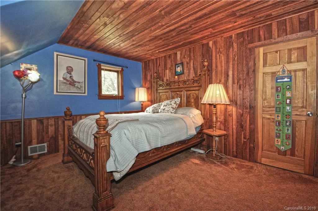 378 Howard Moore Road Hot Springs, NC 28743 - Photo 13 of 41 Gallery Image 13