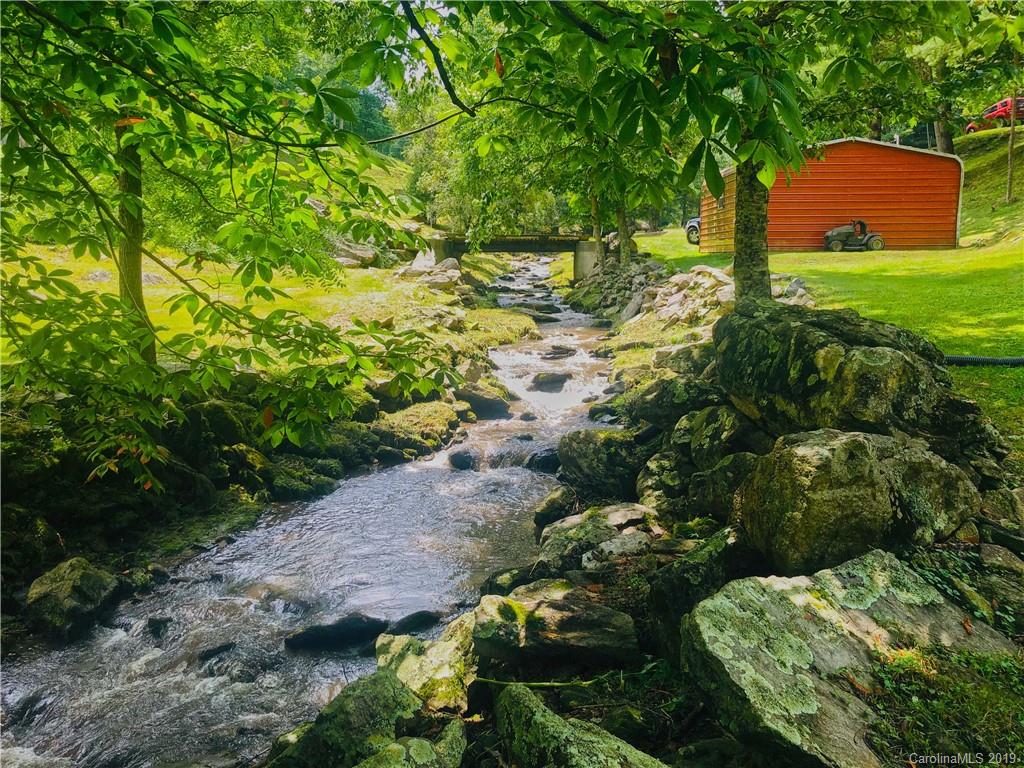 378 Howard Moore Road Hot Springs, NC 28743 - Photo 3 of 41 Gallery Image 3