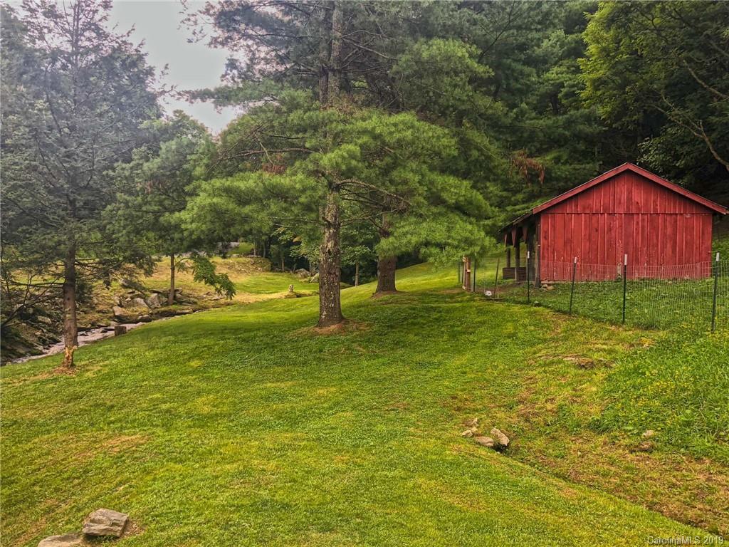 378 Howard Moore Road Hot Springs, NC 28743 - Photo 24 of 41 Gallery Image 24