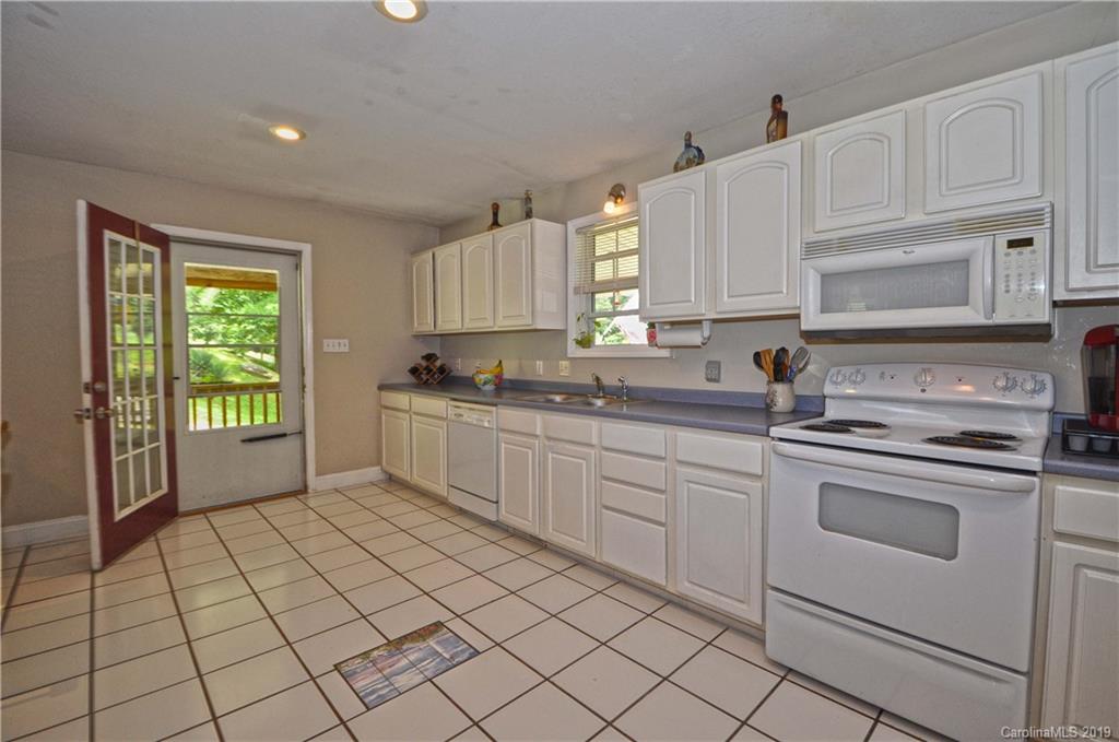 378 Howard Moore Road Hot Springs, NC 28743 - Photo 29 of 41 Gallery Image 29