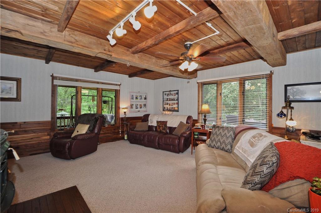 378 Howard Moore Road Hot Springs, NC 28743 - Photo 6 of 41 Gallery Image 6