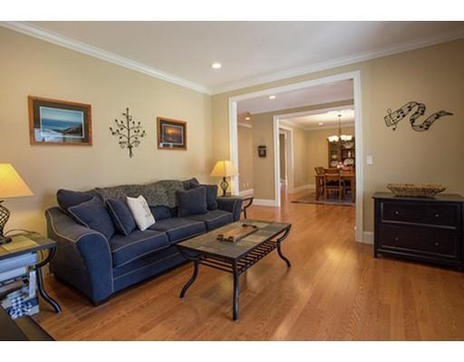 54 Ashcroft Road Sharon, MA 02067 - Photo 4 of 30 Gallery Image 4