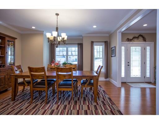 54 Ashcroft Road Sharon, MA 02067 - Photo 5 of 30 Gallery Image 5