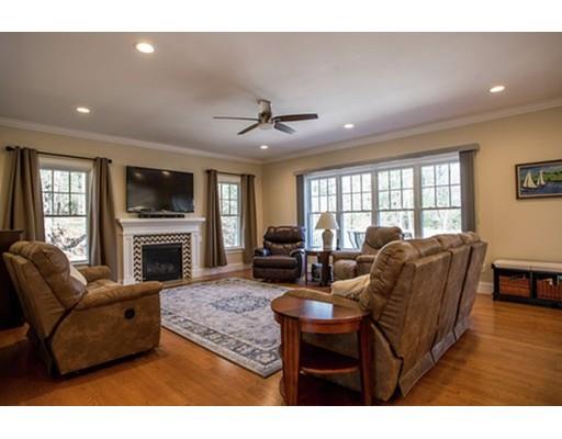 54 Ashcroft Road Sharon, MA 02067 - Photo 7 of 30 Gallery Image 7