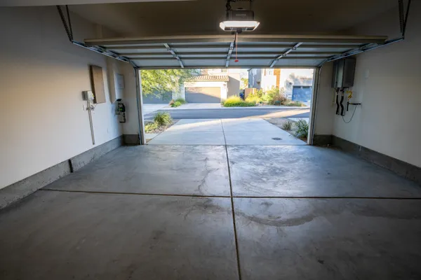 $999,000 | 84645 Litorale Court, Indio, CA 92203