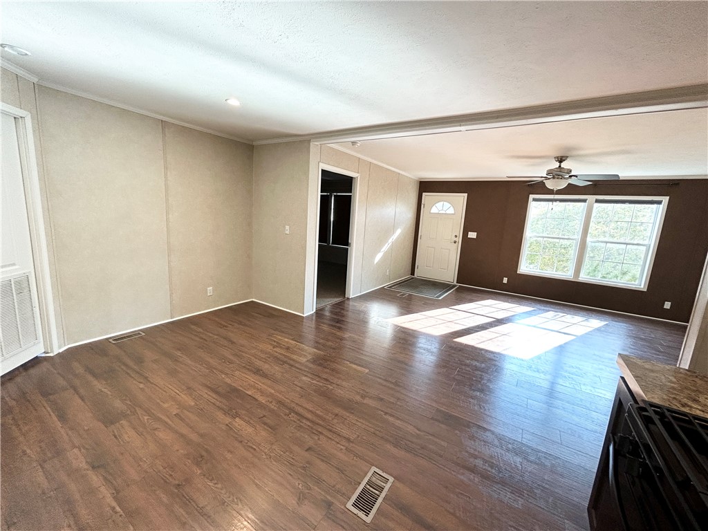 210 Spring Run Manchester, NY 14432 - Photo 23 of 28