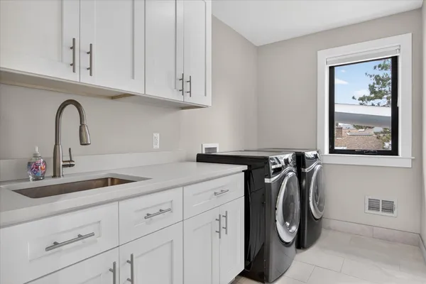 $925,000 | 721 East Farnum Avenue, Royal Oak, MI 48067