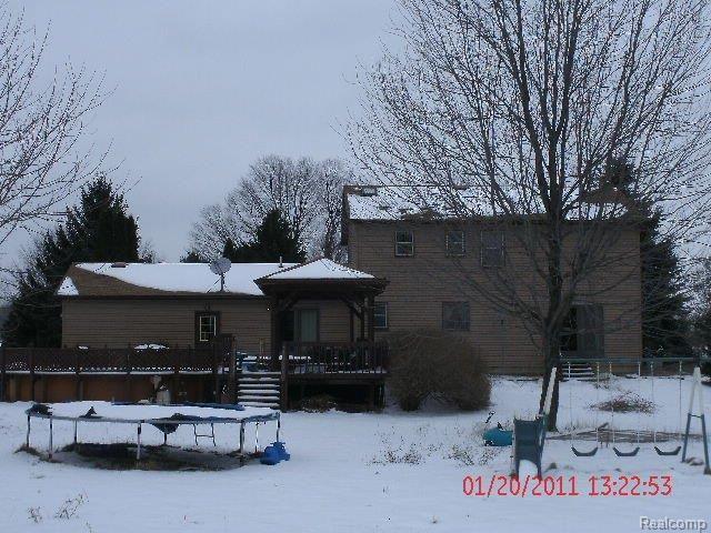 19100 33 Mile Road Armada, MI 48005 - Photo 3 of 18 Back of Home