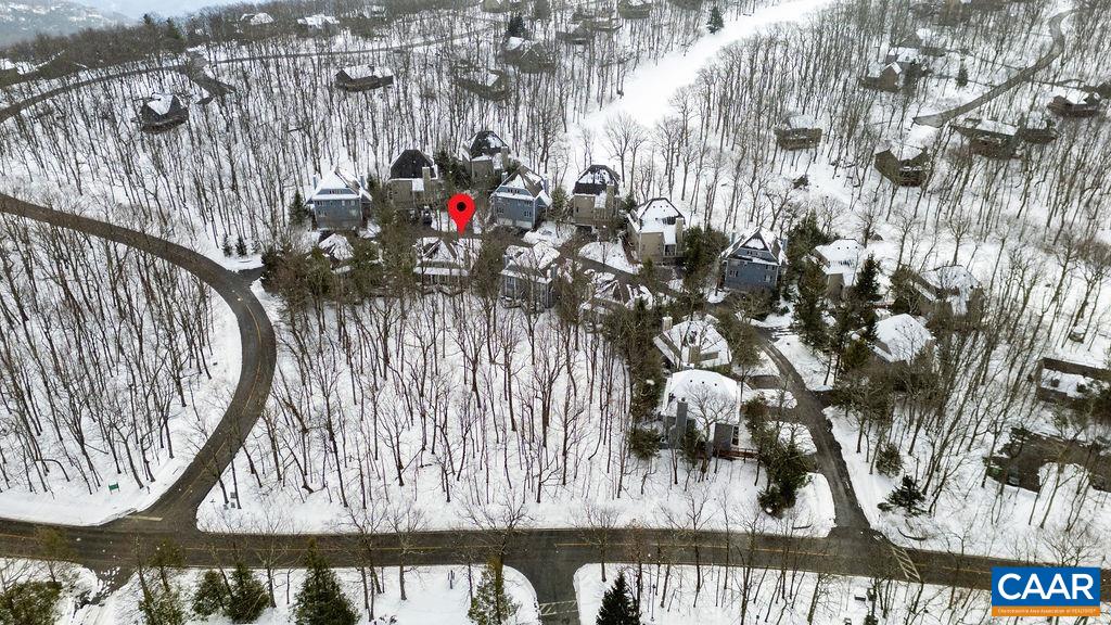 18 Trillium Cl Wintergreen, VA 22967 - Photo 32 of 35