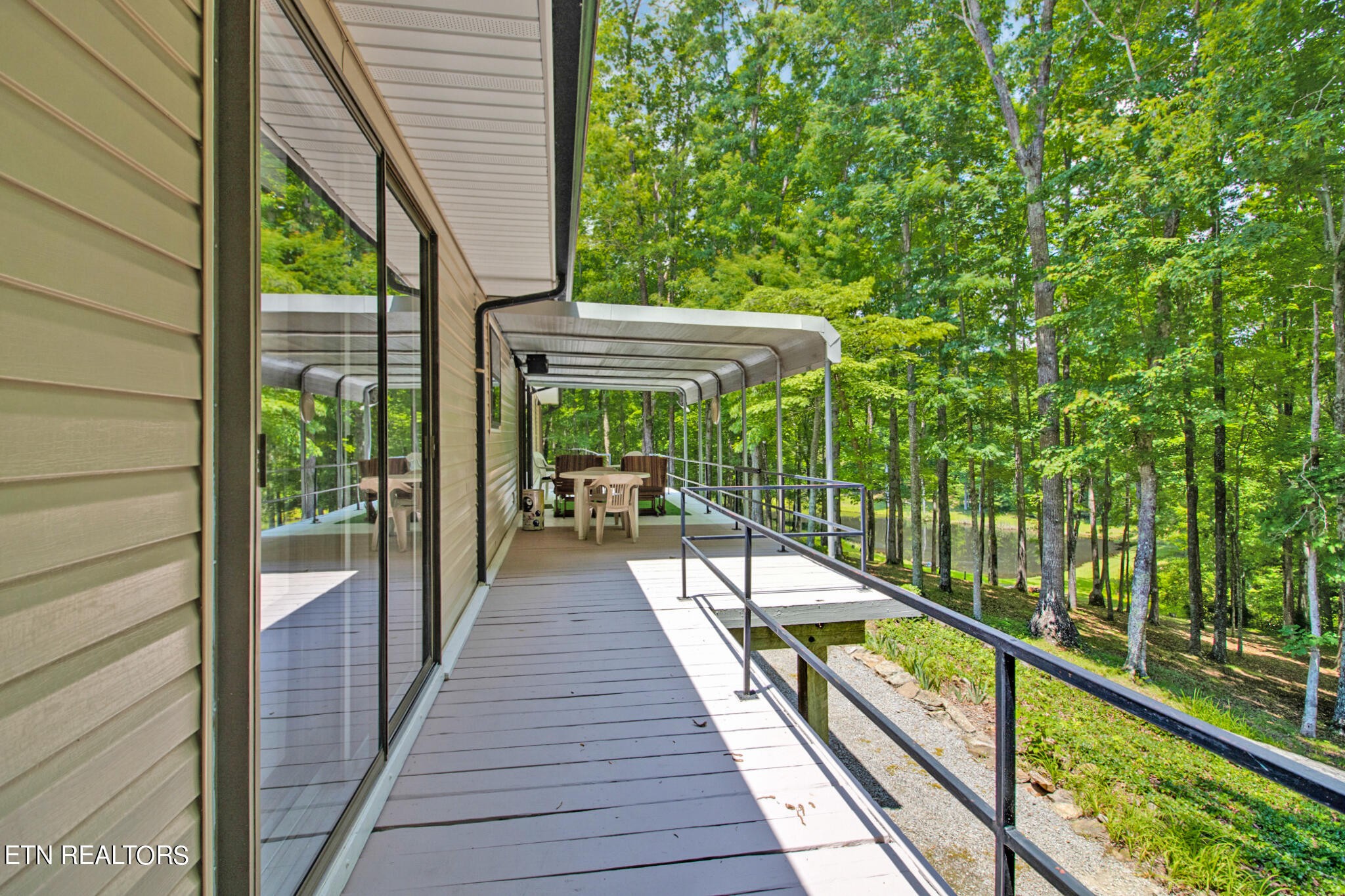 1620 Bell Road Crossville, TN 38571 - Photo 34 of 54 a view of balcony and deck