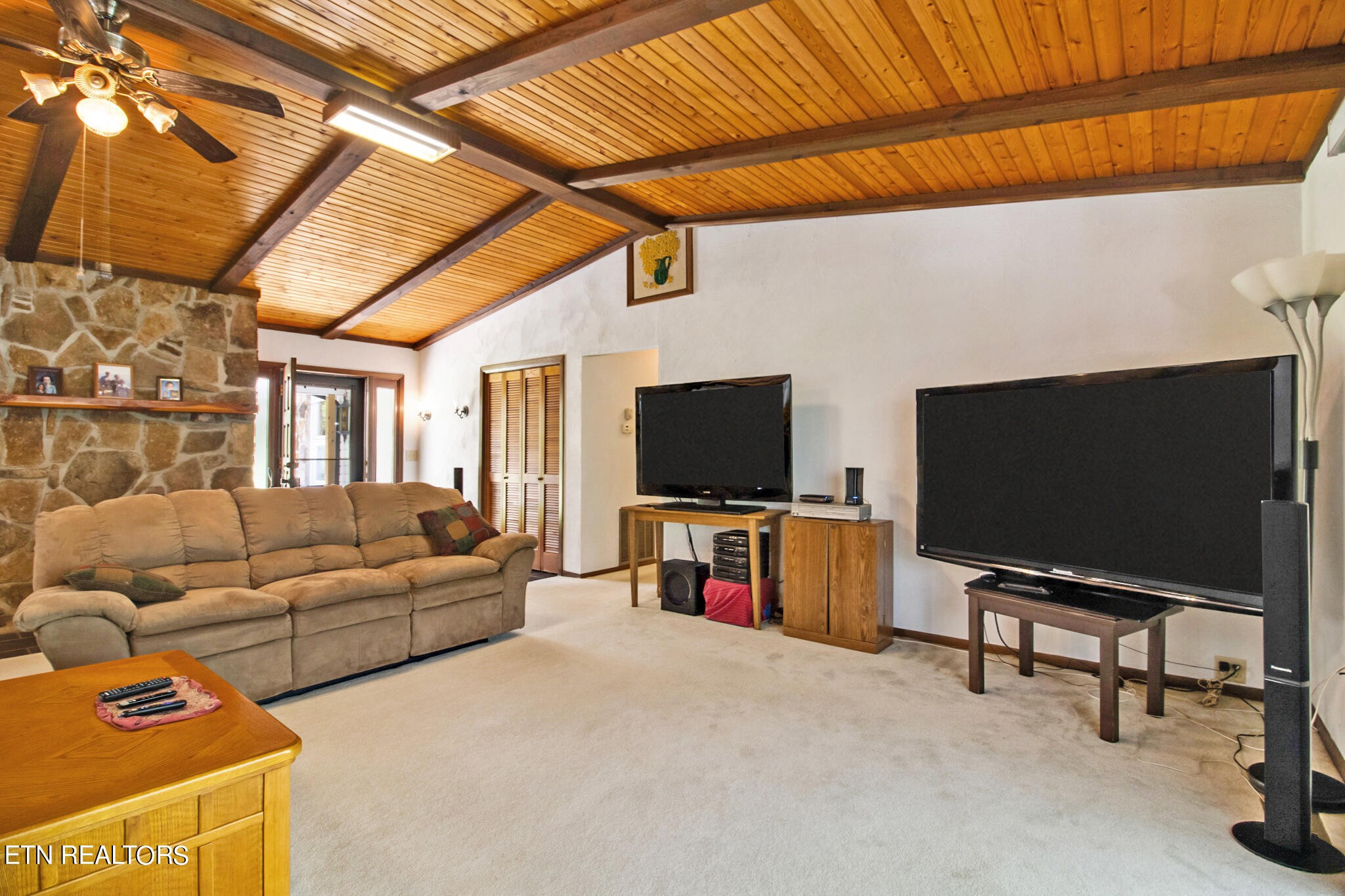 1620 Bell Road Crossville, TN 38571 - Photo 8 of 54 a living room with furniture and a flat screen tv