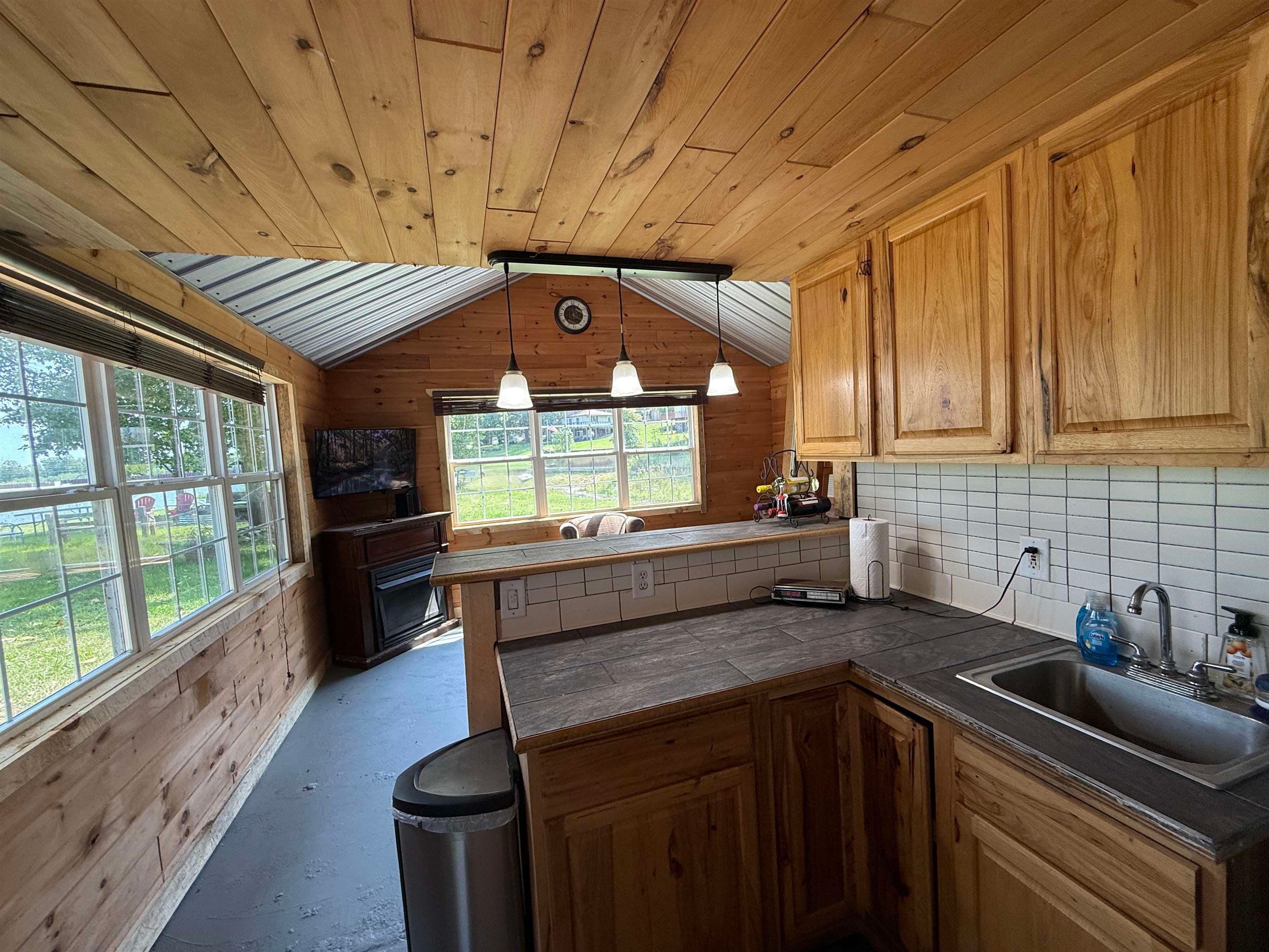 504 Hilo Road Gladwin, MI 48624 - Photo 41 of 52 Gallery Image 41