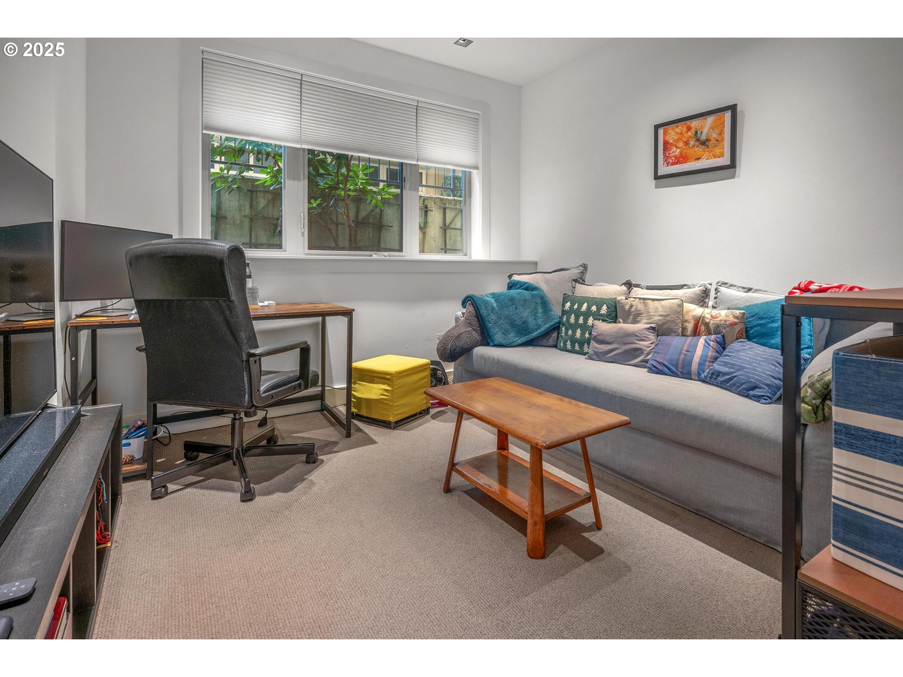 2416 Southwest Cedar Street Portland, OR 97205 - Photo 17 of 33 Gallery Image 17
