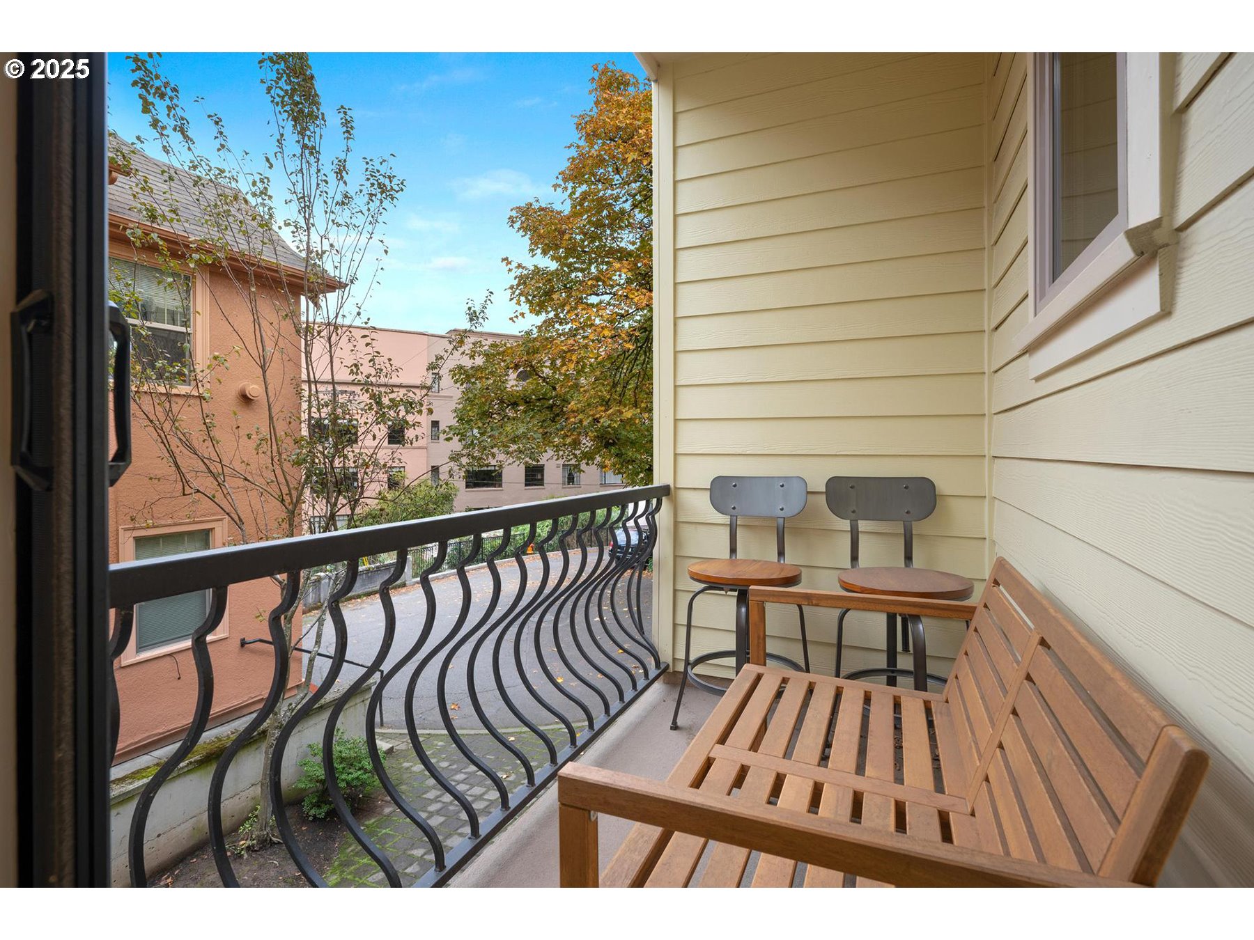 2416 Southwest Cedar Street Portland, OR 97205 - Photo 20 of 33 Gallery Image 20